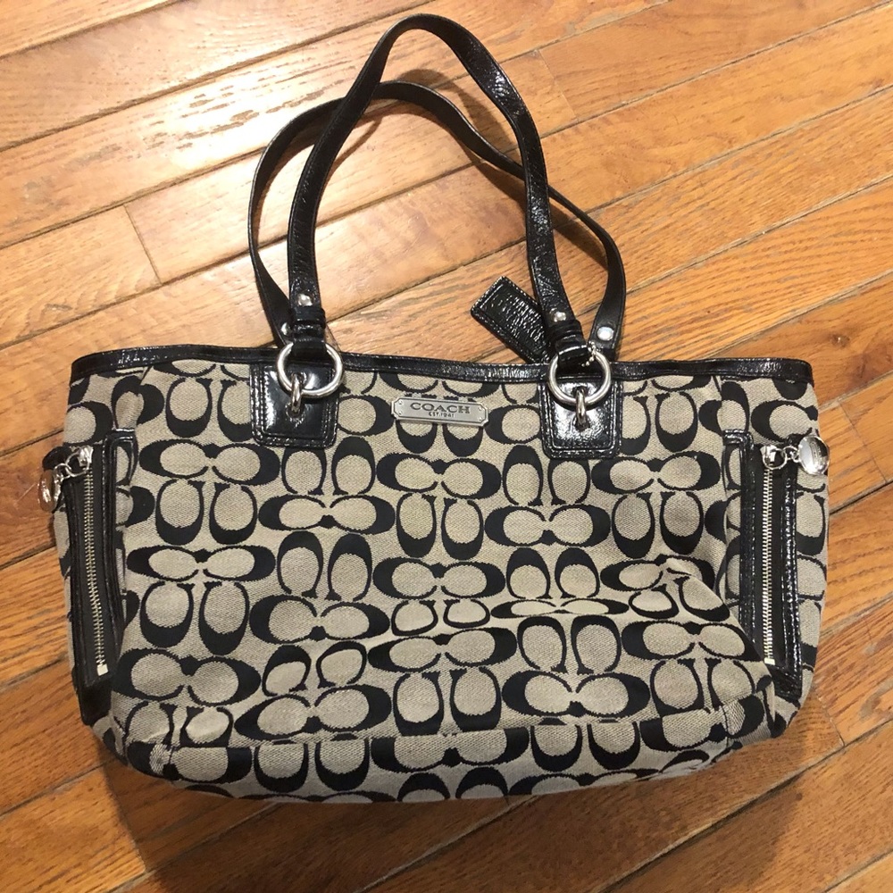 Coach Handbag - Picture 2 of 3
